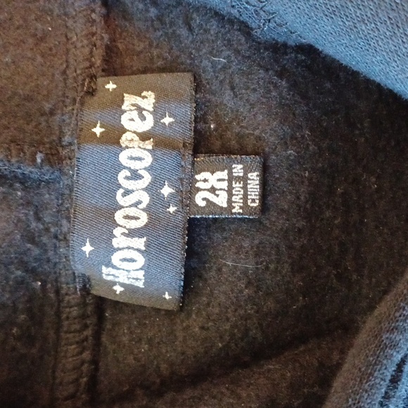 DOLLSKILL 2X BLACK LONG-SLEEVED SWEATSHIRT WITH PUNK ANARCHY IN RED ON FRONT - Picture 6 of 13